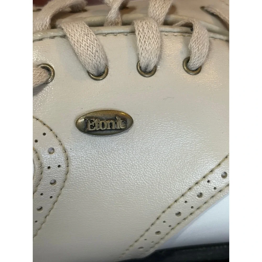 Etonic Womens Golf Shoes White Cream Leather Saddle Spiked Lace Up Size 9M